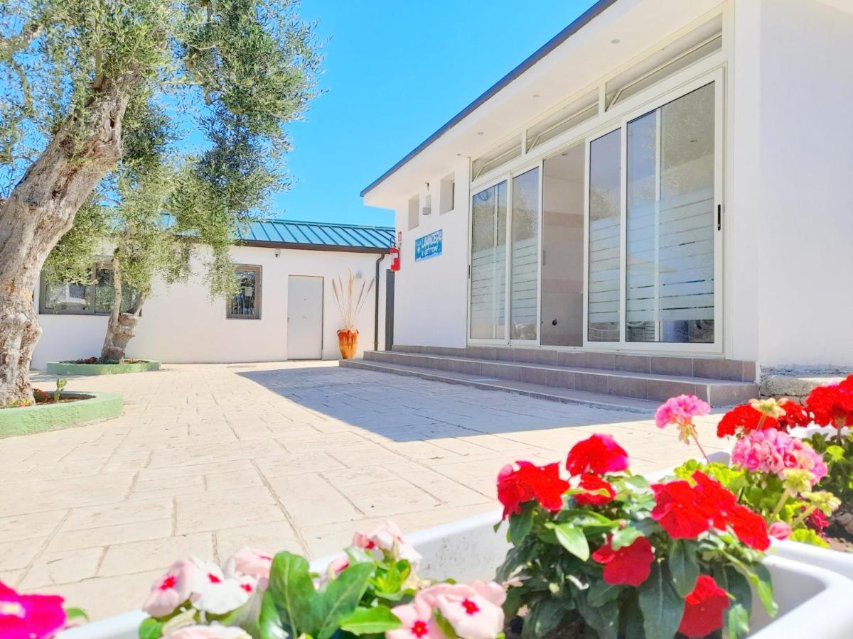 Villaggio Mare Blu Vieste Exterior photo