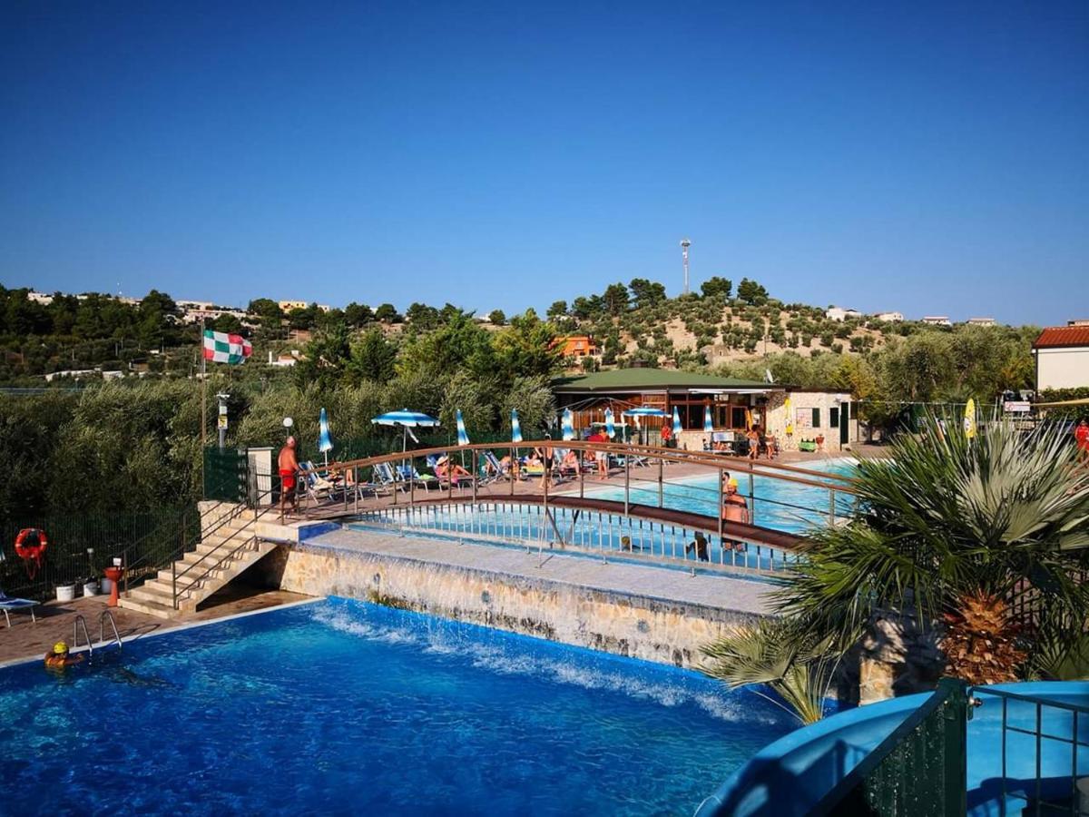 Villaggio Mare Blu Vieste Exterior photo